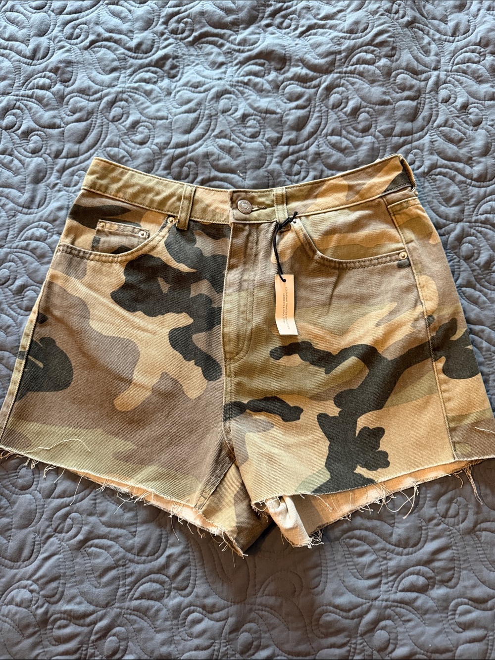 Topshop Camo Denim Jean Shorts in Olive and Tan